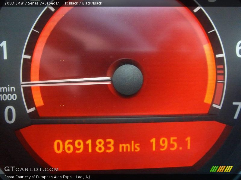 Jet Black / Black/Black 2003 BMW 7 Series 745i Sedan