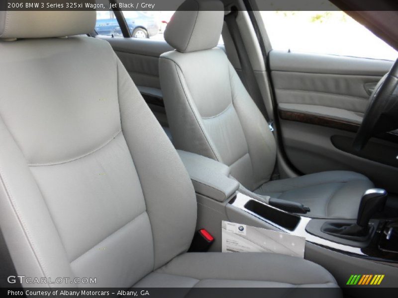  2006 3 Series 325xi Wagon Grey Interior