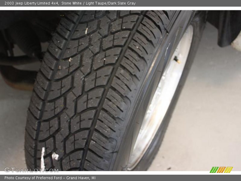 Stone White / Light Taupe/Dark Slate Gray 2003 Jeep Liberty Limited 4x4