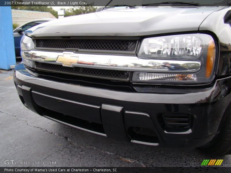 Black / Light Gray 2007 Chevrolet TrailBlazer LS