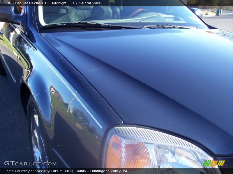 Midnight Blue / Neutral Shale 2000 Cadillac DeVille DTS