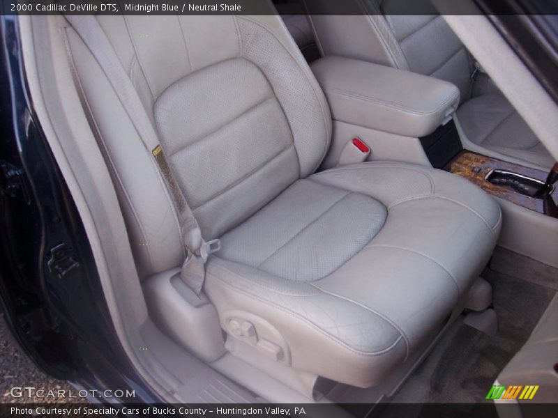  2000 DeVille DTS Neutral Shale Interior