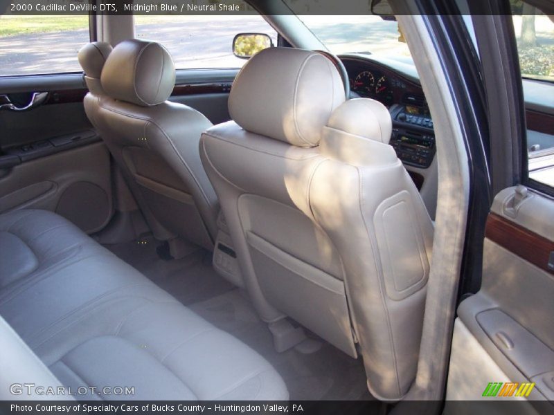  2000 DeVille DTS Neutral Shale Interior