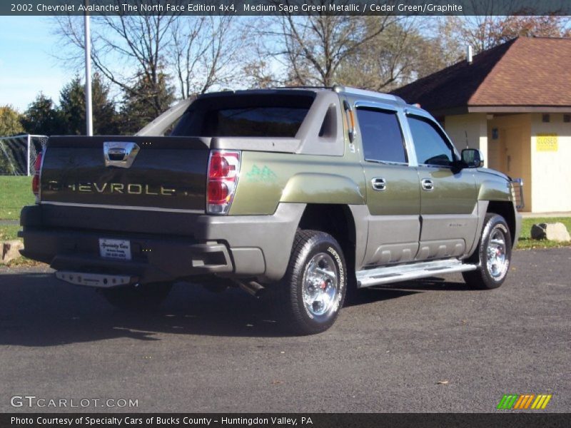 Medium Sage Green Metallic / Cedar Green/Graphite 2002 Chevrolet Avalanche The North Face Edition 4x4