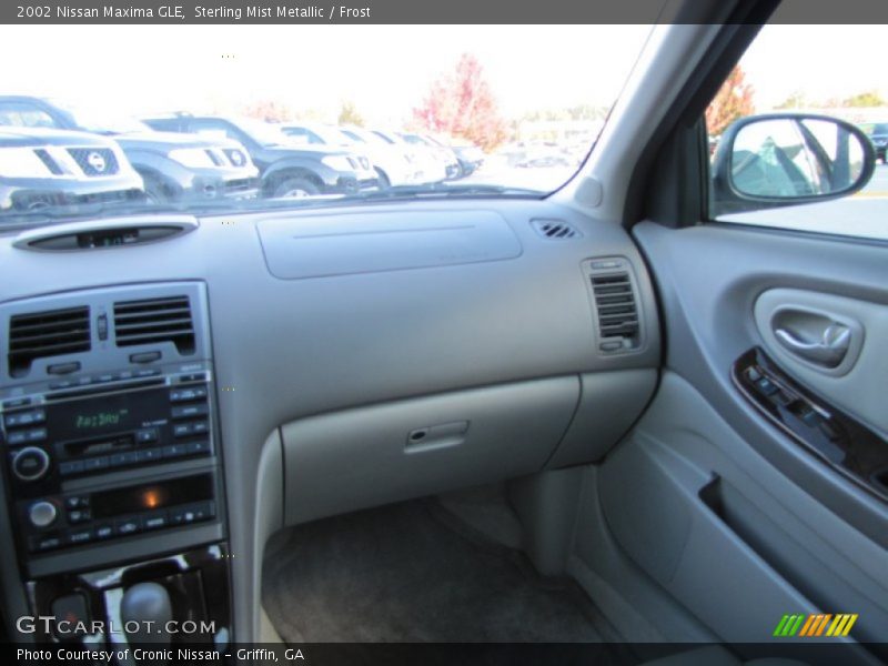 Sterling Mist Metallic / Frost 2002 Nissan Maxima GLE
