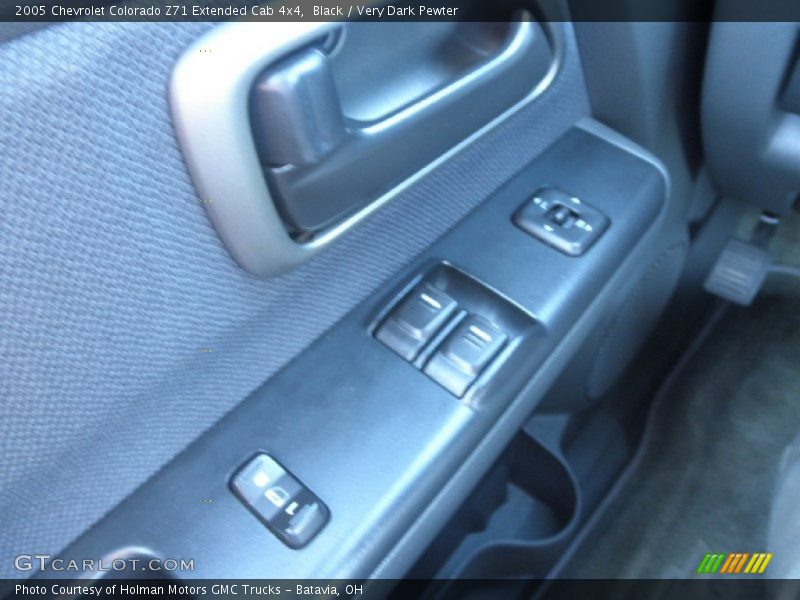 Black / Very Dark Pewter 2005 Chevrolet Colorado Z71 Extended Cab 4x4