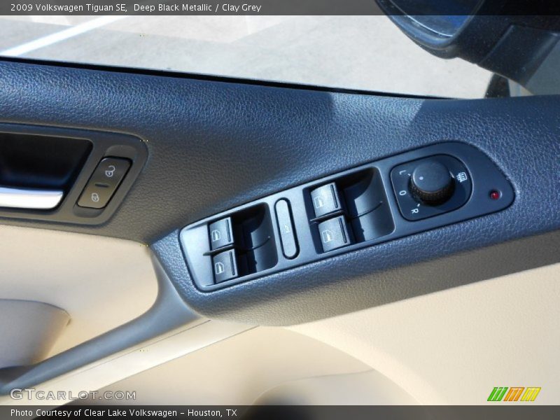 Deep Black Metallic / Clay Grey 2009 Volkswagen Tiguan SE