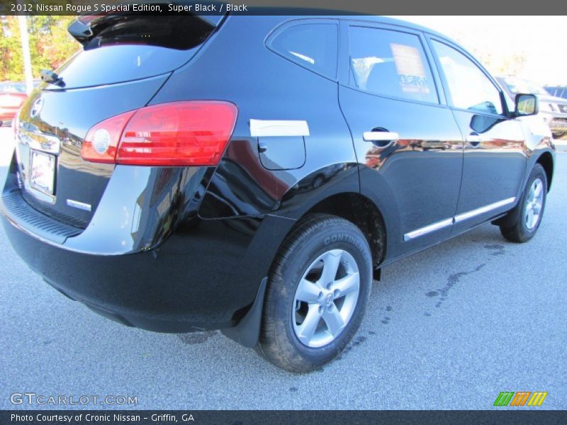 Super Black / Black 2012 Nissan Rogue S Special Edition