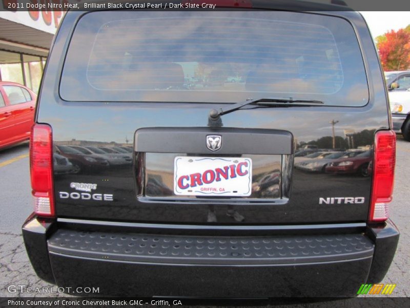 Brilliant Black Crystal Pearl / Dark Slate Gray 2011 Dodge Nitro Heat