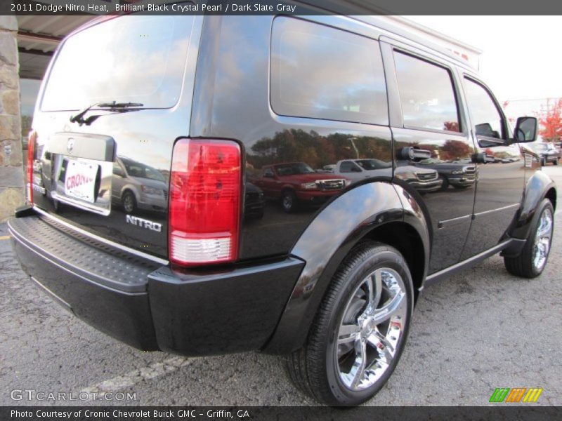 Brilliant Black Crystal Pearl / Dark Slate Gray 2011 Dodge Nitro Heat