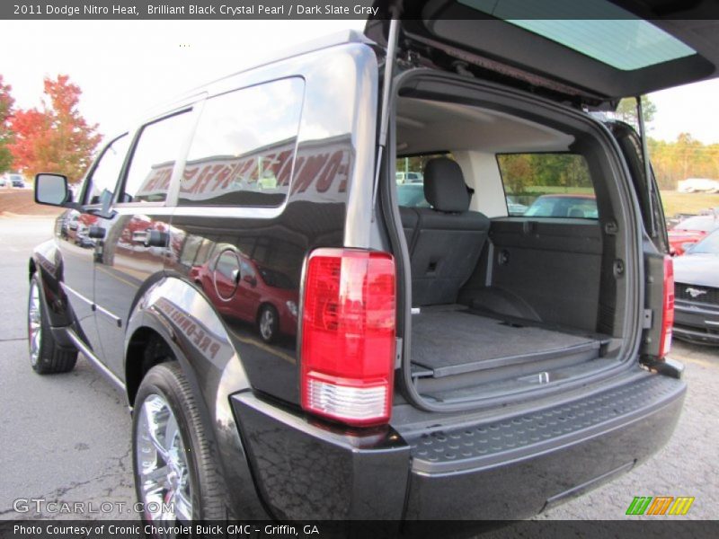 Brilliant Black Crystal Pearl / Dark Slate Gray 2011 Dodge Nitro Heat