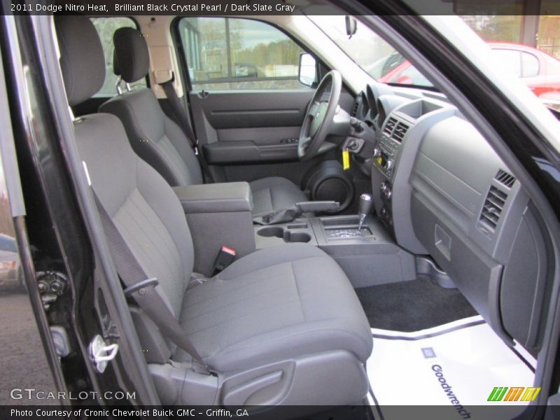 Brilliant Black Crystal Pearl / Dark Slate Gray 2011 Dodge Nitro Heat