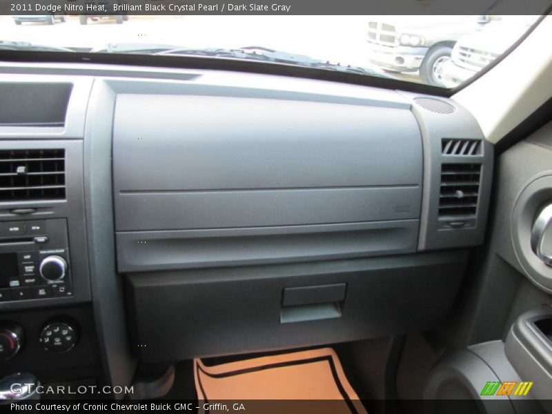 Brilliant Black Crystal Pearl / Dark Slate Gray 2011 Dodge Nitro Heat
