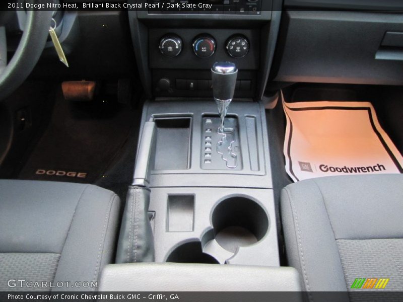 Brilliant Black Crystal Pearl / Dark Slate Gray 2011 Dodge Nitro Heat