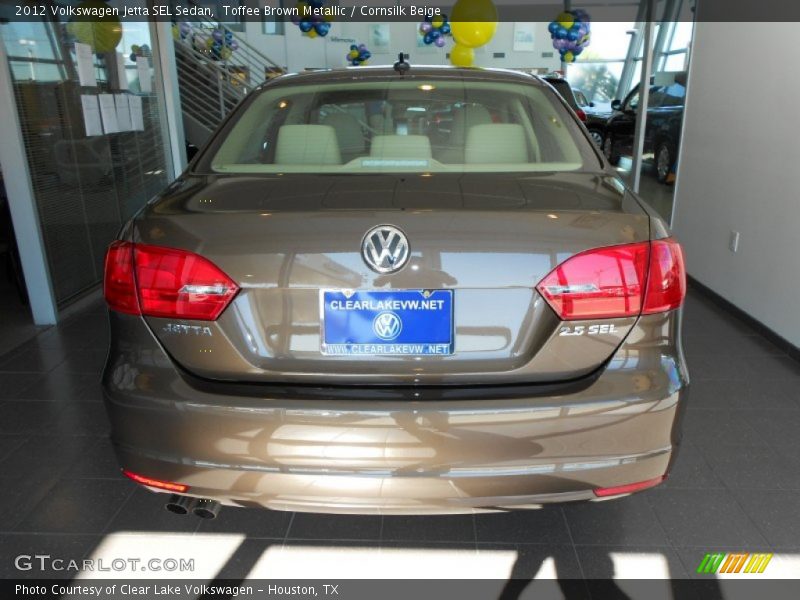 Toffee Brown Metallic / Cornsilk Beige 2012 Volkswagen Jetta SEL Sedan