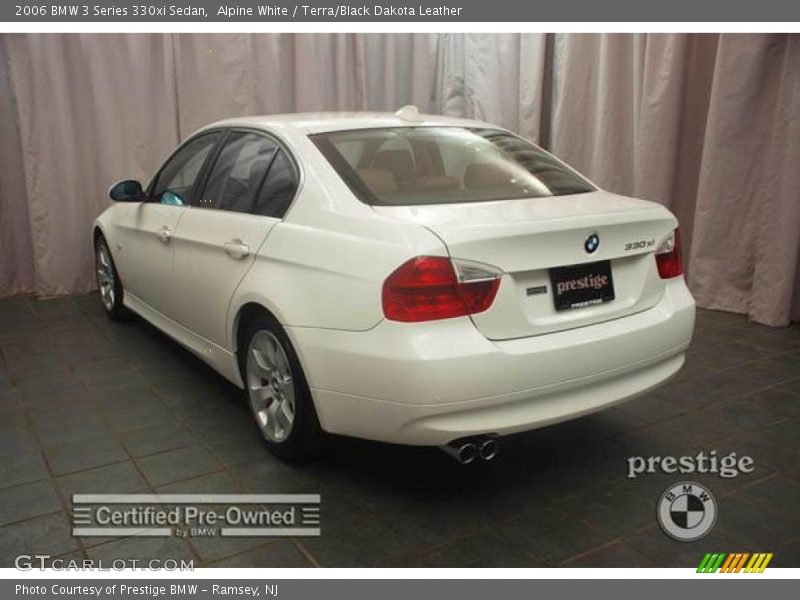 Alpine White / Terra/Black Dakota Leather 2006 BMW 3 Series 330xi Sedan