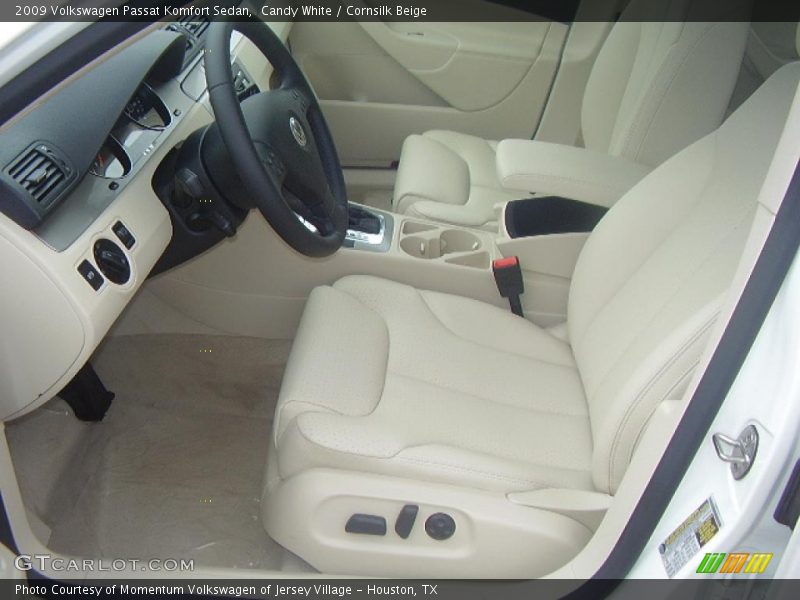 Candy White / Cornsilk Beige 2009 Volkswagen Passat Komfort Sedan
