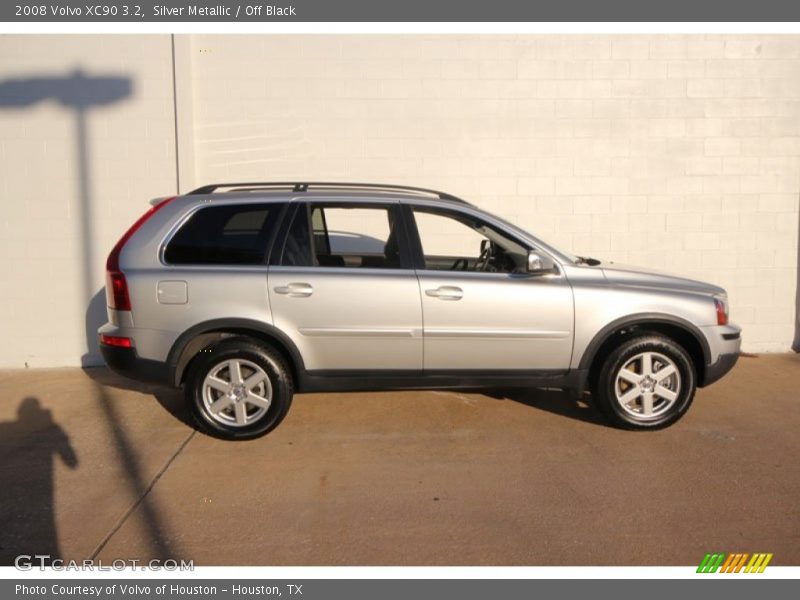 Silver Metallic / Off Black 2008 Volvo XC90 3.2