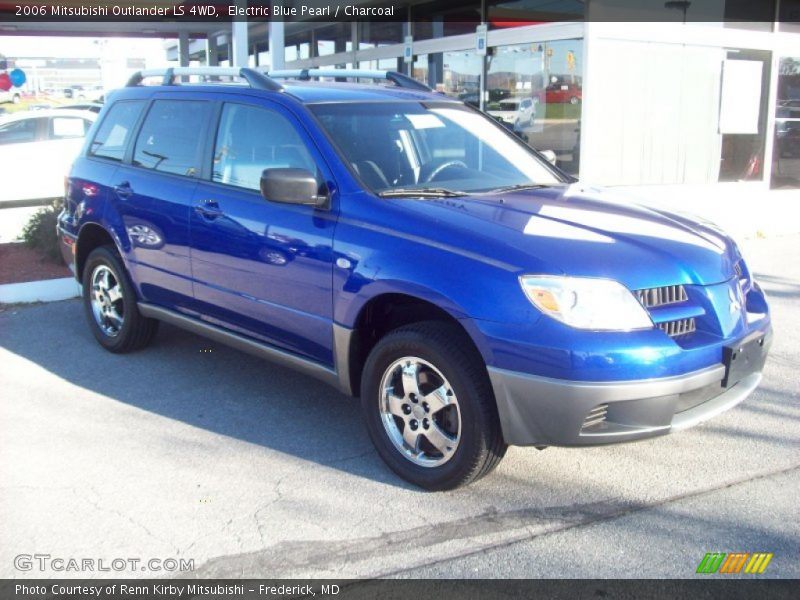 Electric Blue Pearl / Charcoal 2006 Mitsubishi Outlander LS 4WD