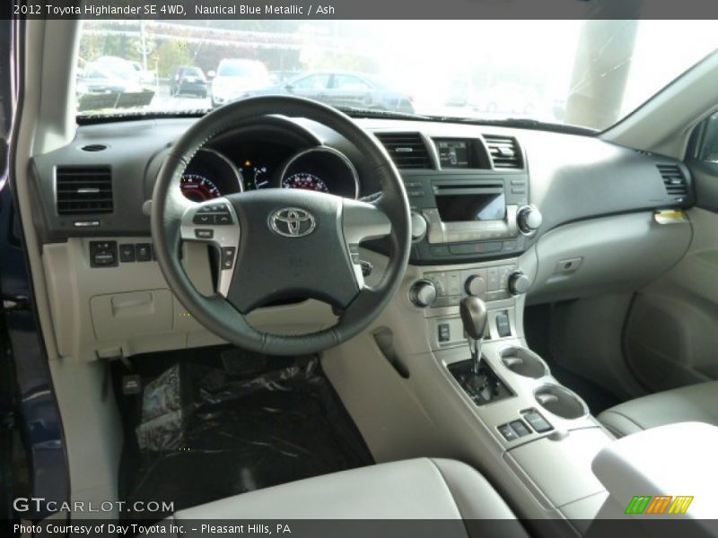 Nautical Blue Metallic / Ash 2012 Toyota Highlander SE 4WD