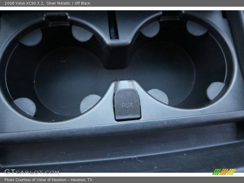 Silver Metallic / Off Black 2008 Volvo XC90 3.2