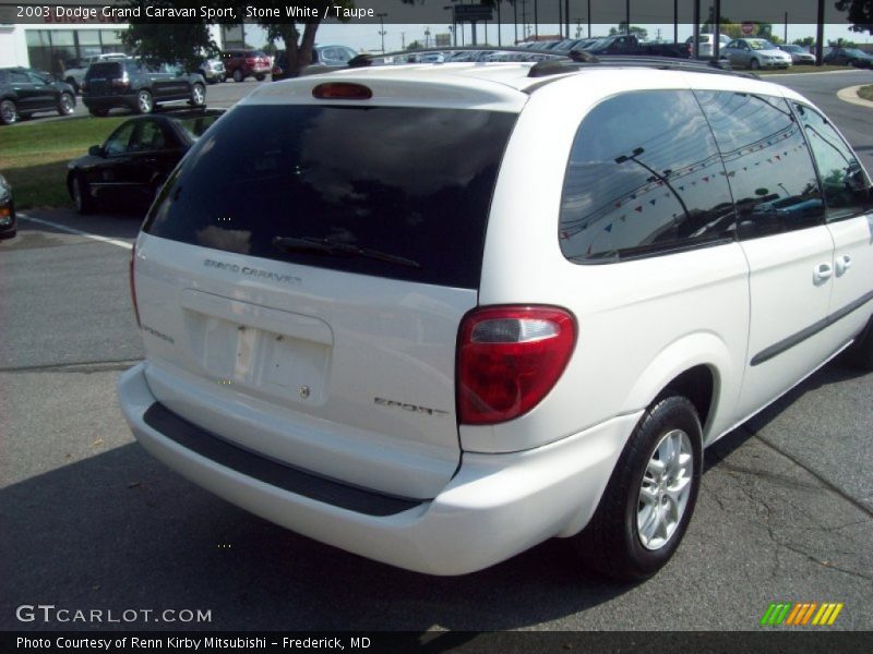 Stone White / Taupe 2003 Dodge Grand Caravan Sport