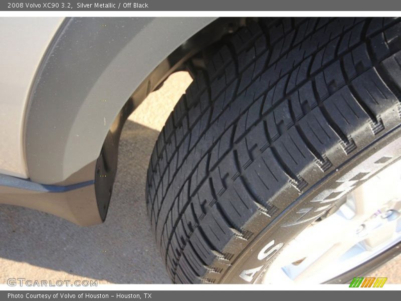 Silver Metallic / Off Black 2008 Volvo XC90 3.2