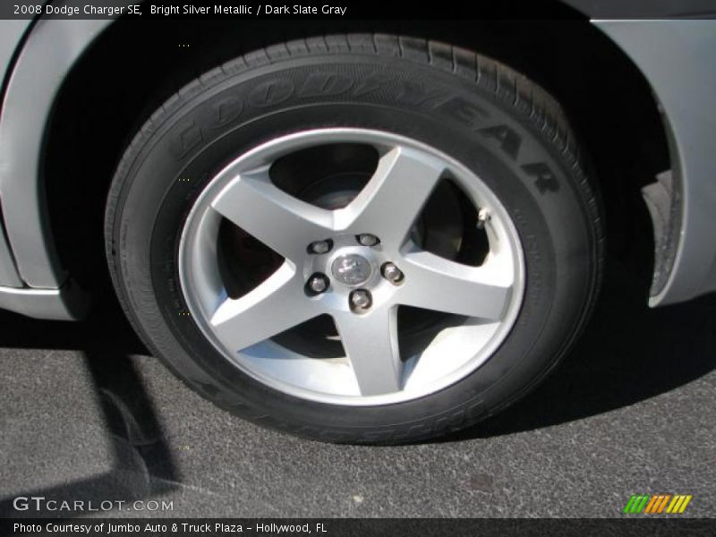 Bright Silver Metallic / Dark Slate Gray 2008 Dodge Charger SE