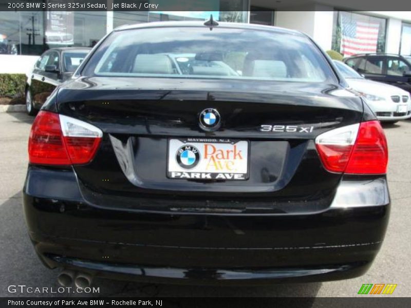 Jet Black / Grey 2006 BMW 3 Series 325xi Sedan