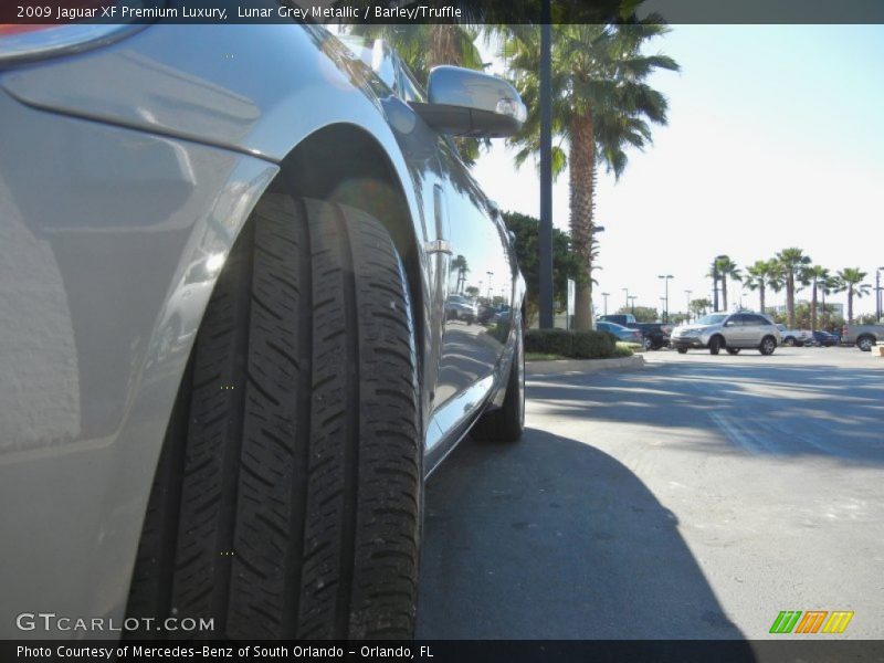 Lunar Grey Metallic / Barley/Truffle 2009 Jaguar XF Premium Luxury