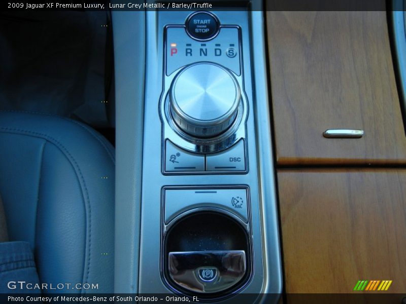 Lunar Grey Metallic / Barley/Truffle 2009 Jaguar XF Premium Luxury