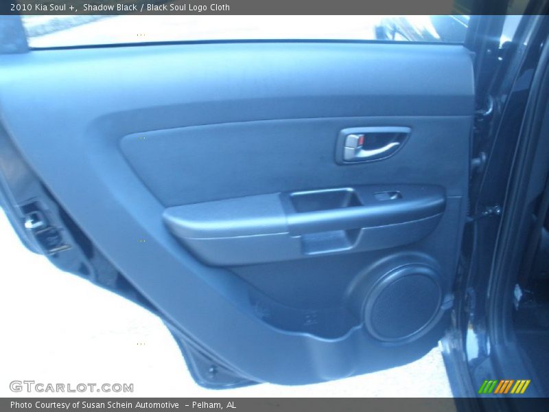 Shadow Black / Black Soul Logo Cloth 2010 Kia Soul +