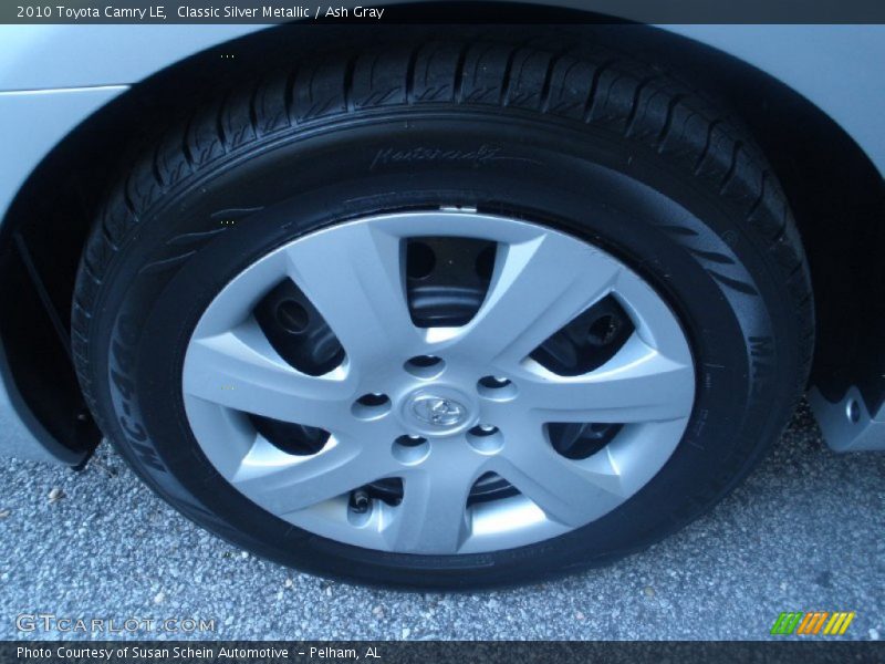 Classic Silver Metallic / Ash Gray 2010 Toyota Camry LE