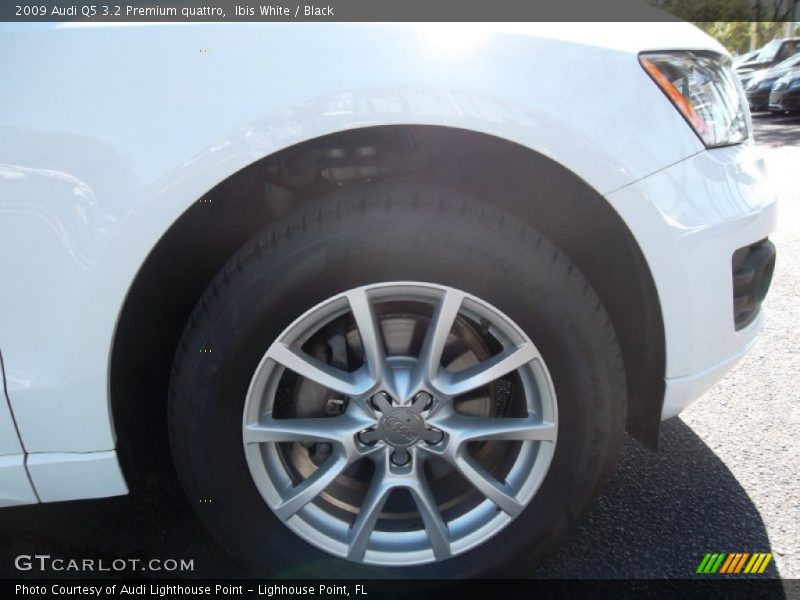 Ibis White / Black 2009 Audi Q5 3.2 Premium quattro