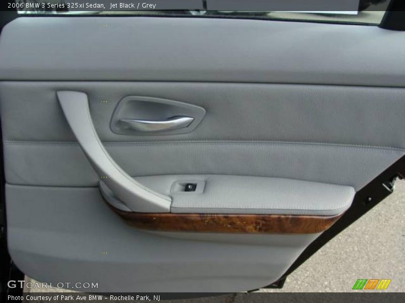Jet Black / Grey 2006 BMW 3 Series 325xi Sedan