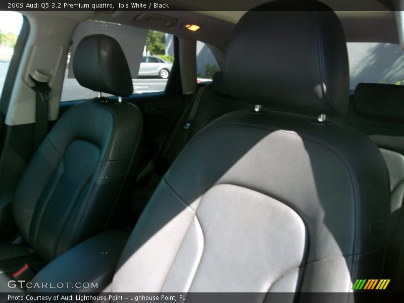 Ibis White / Black 2009 Audi Q5 3.2 Premium quattro