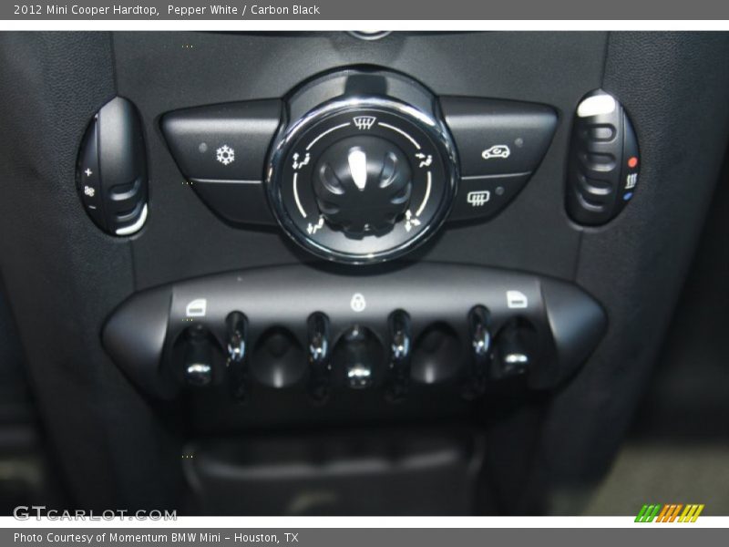 Pepper White / Carbon Black 2012 Mini Cooper Hardtop