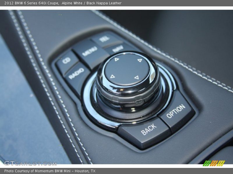 Controls of 2012 6 Series 640i Coupe