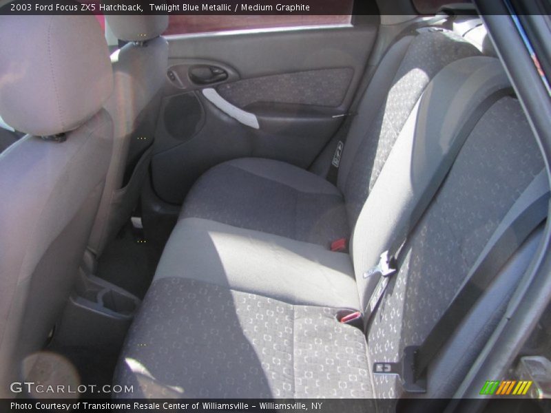  2003 Focus ZX5 Hatchback Medium Graphite Interior
