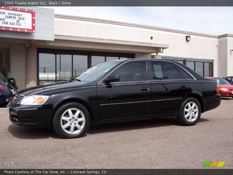 Black / Stone 2003 Toyota Avalon XLS