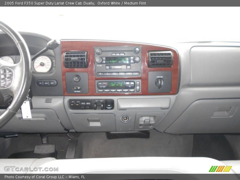 Oxford White / Medium Flint 2005 Ford F350 Super Duty Lariat Crew Cab Dually