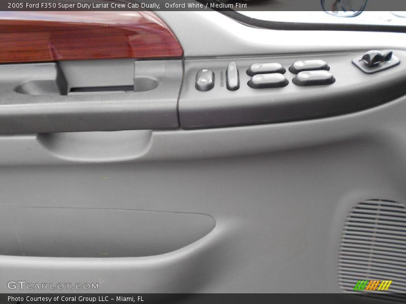 Oxford White / Medium Flint 2005 Ford F350 Super Duty Lariat Crew Cab Dually