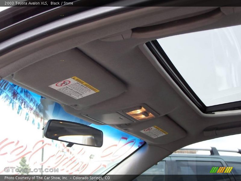 Black / Stone 2003 Toyota Avalon XLS