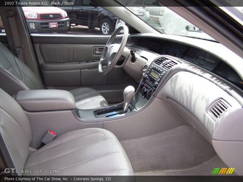 Black / Stone 2003 Toyota Avalon XLS