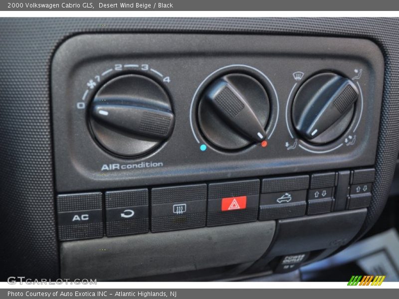 Desert Wind Beige / Black 2000 Volkswagen Cabrio GLS