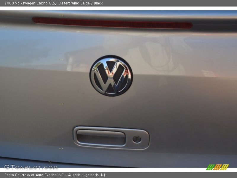 Desert Wind Beige / Black 2000 Volkswagen Cabrio GLS