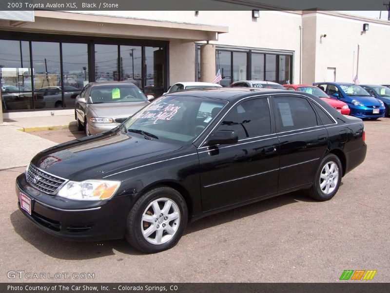 Black / Stone 2003 Toyota Avalon XLS