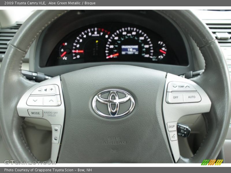 Aloe Green Metallic / Bisque 2009 Toyota Camry XLE