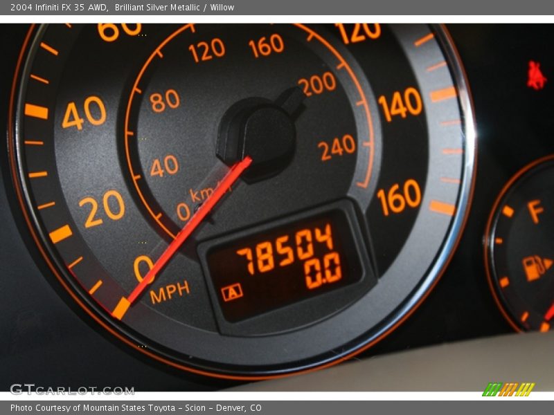 Brilliant Silver Metallic / Willow 2004 Infiniti FX 35 AWD