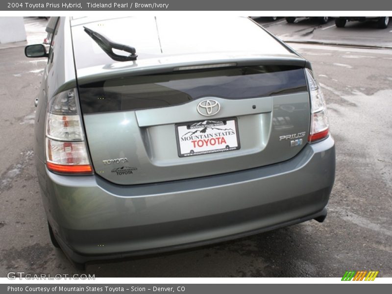 Tideland Pearl / Brown/Ivory 2004 Toyota Prius Hybrid
